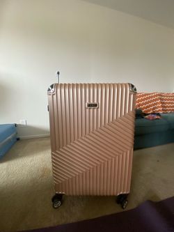 Large Lightweight Hardshell Suitcase