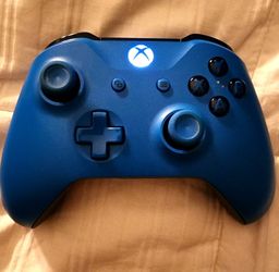 Blue Xbox Controller 