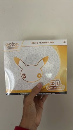 Pokémon TCG 30th Celebration Elite Trainer Box