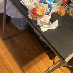 Small Gray/black Desk Very Light 