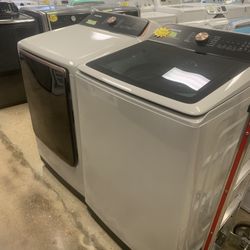 New Scratch And Dent Samsung Top Load Washer And Eletric Dryer Set 6 Months Warranty 