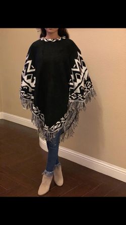 Brand new poncho black and white