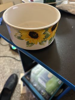 Sunflower Design Bowl.