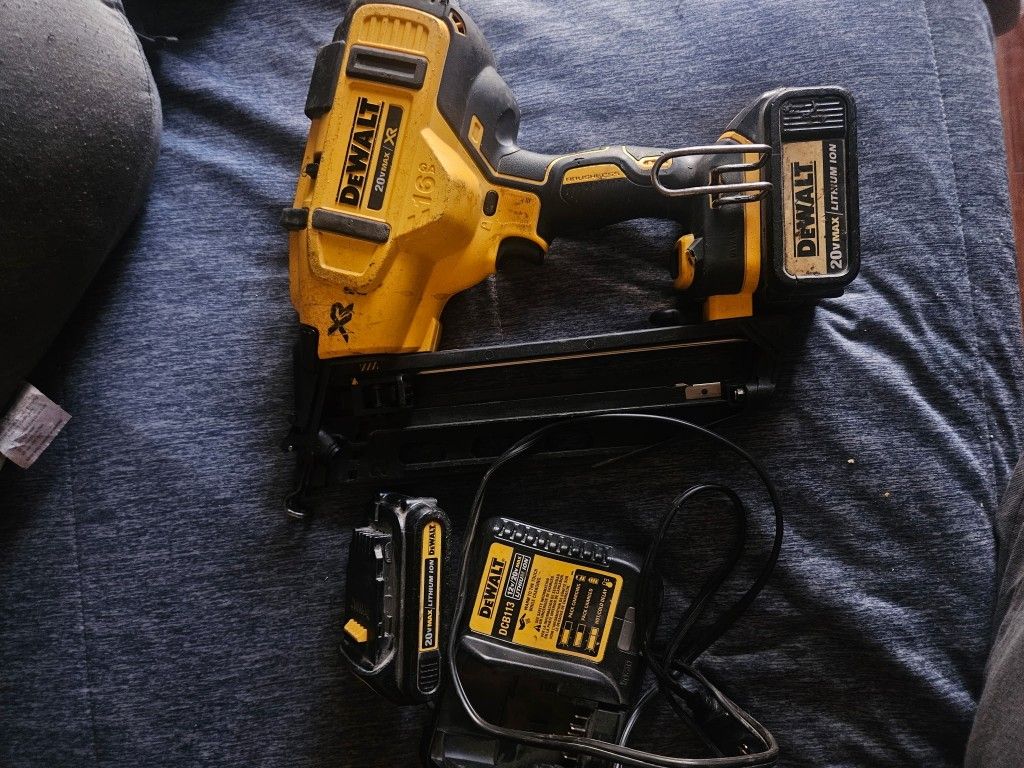 Dewalt walt nail gun