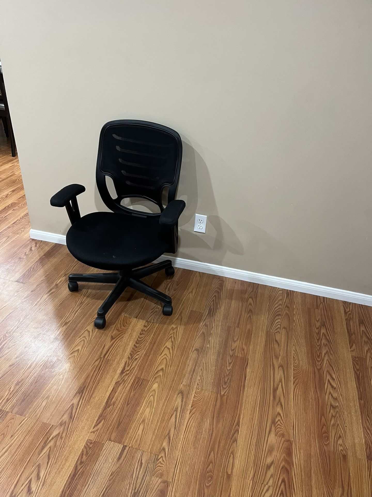 Soft Black Office Chair