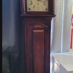 Howard Miller Clock