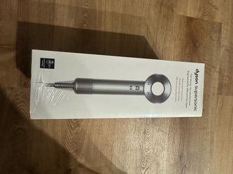Dyson supersonic hairdryer(*BRAND NEW*)