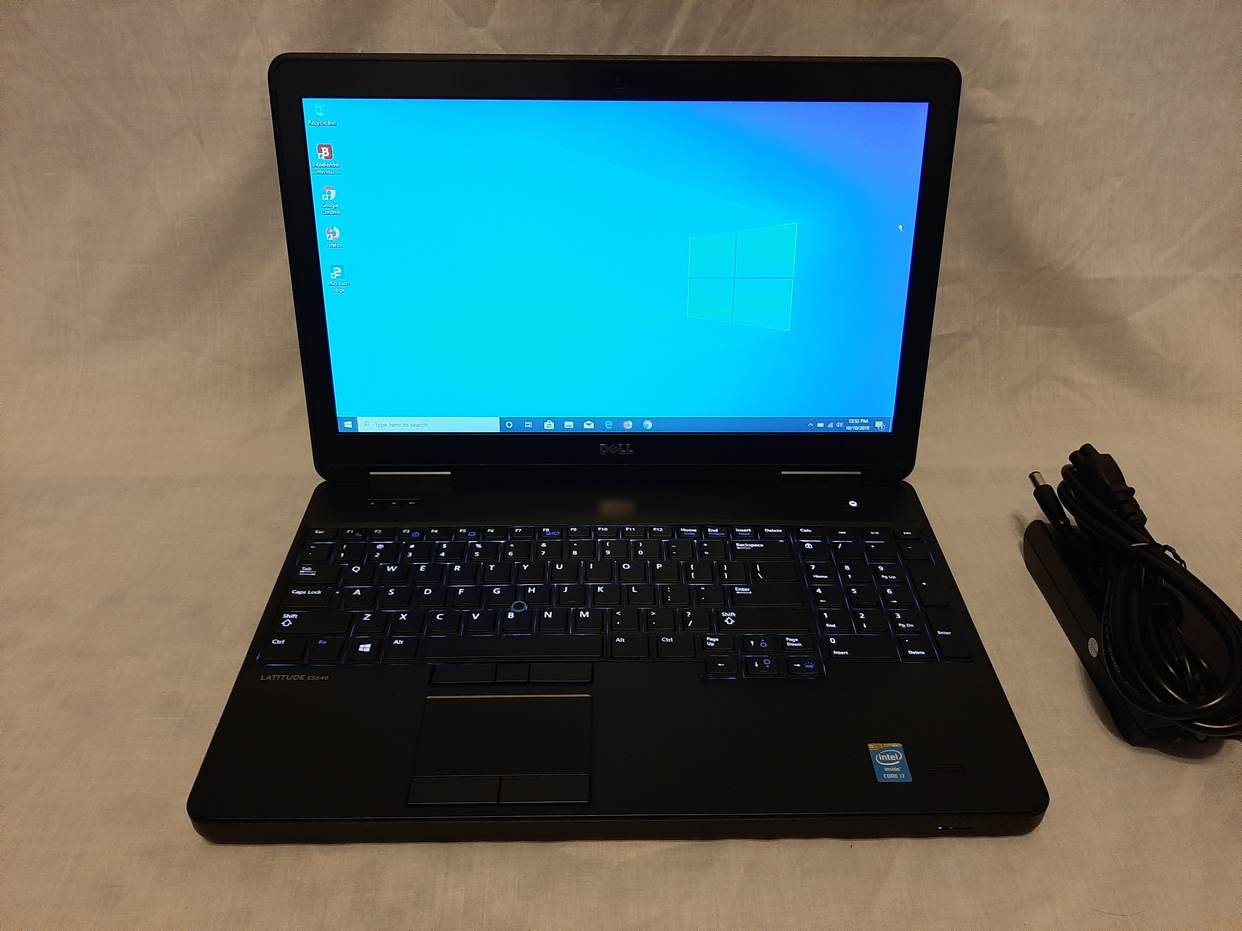 Dell 15.6" Laptop with i7 cpu