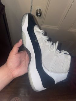 Air Jordan Retro 11 “concord” Size 7
