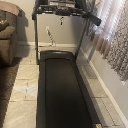 AFG Sport 3.5AT Treadmill 