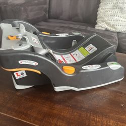 Chicco Bravo LE  Trio Stroller And Car seat 