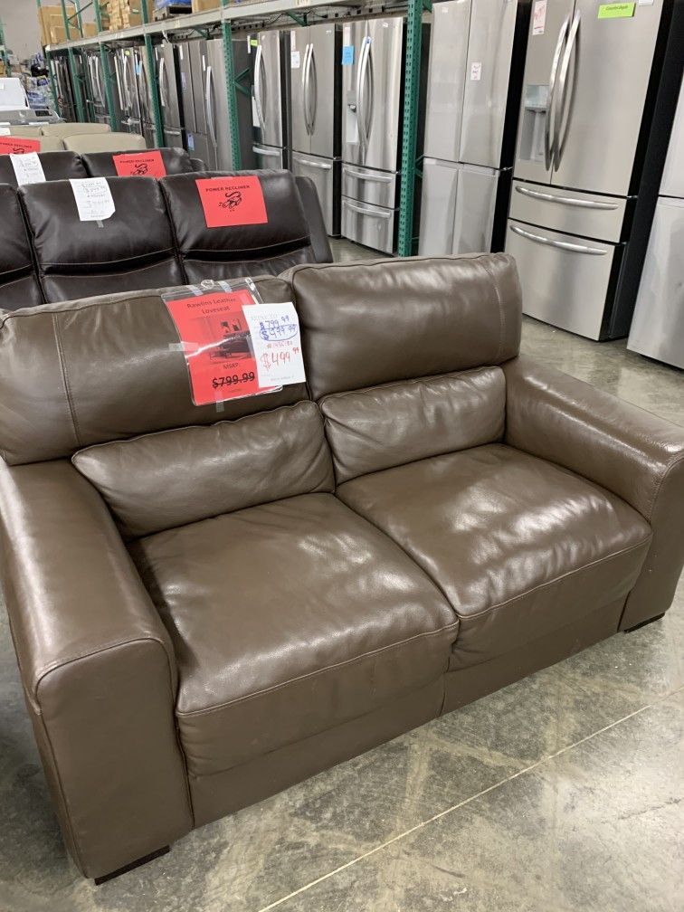 RAWLINS LEATHER LOVESEAT for Sale in Diamond Bar, CA OfferUp