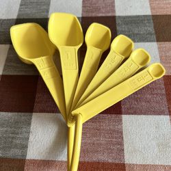 Vintage Tupperware Measuring Spoons for Sale in Scottsdale, AZ