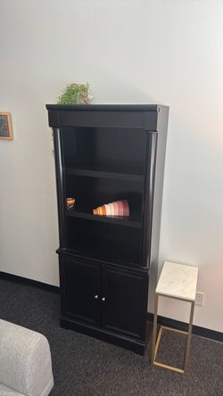 Beautiful Wood Bookcase with Cabinet Doors