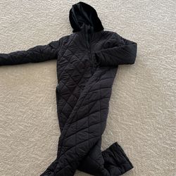 Womans Snow Gear Size L