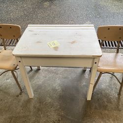 Child’s Desk And Chairs
