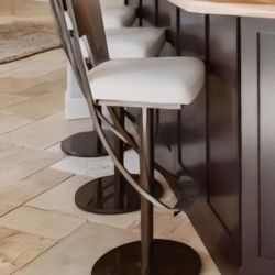 3 HIGH END LEATHER BARSTOOLS