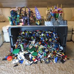 4 Generations of Legos - Over 20k Pieces