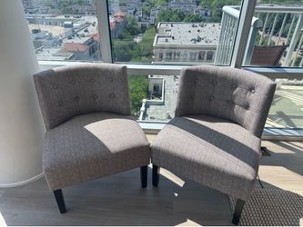 Set of 2 Accent Chairs