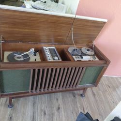 Vintage Stereo