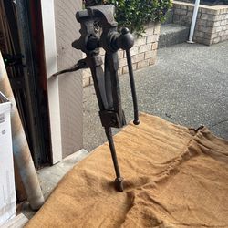 Blacksmith vice