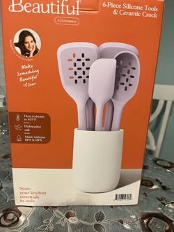 Beautiful 6 piece silicone tools