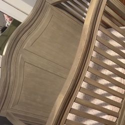 Baby Crib With Matching Dresser 