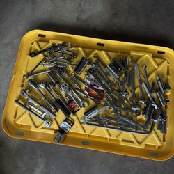 Large Lot of Metric & SAE Wrenches, Sockets and Ratchets