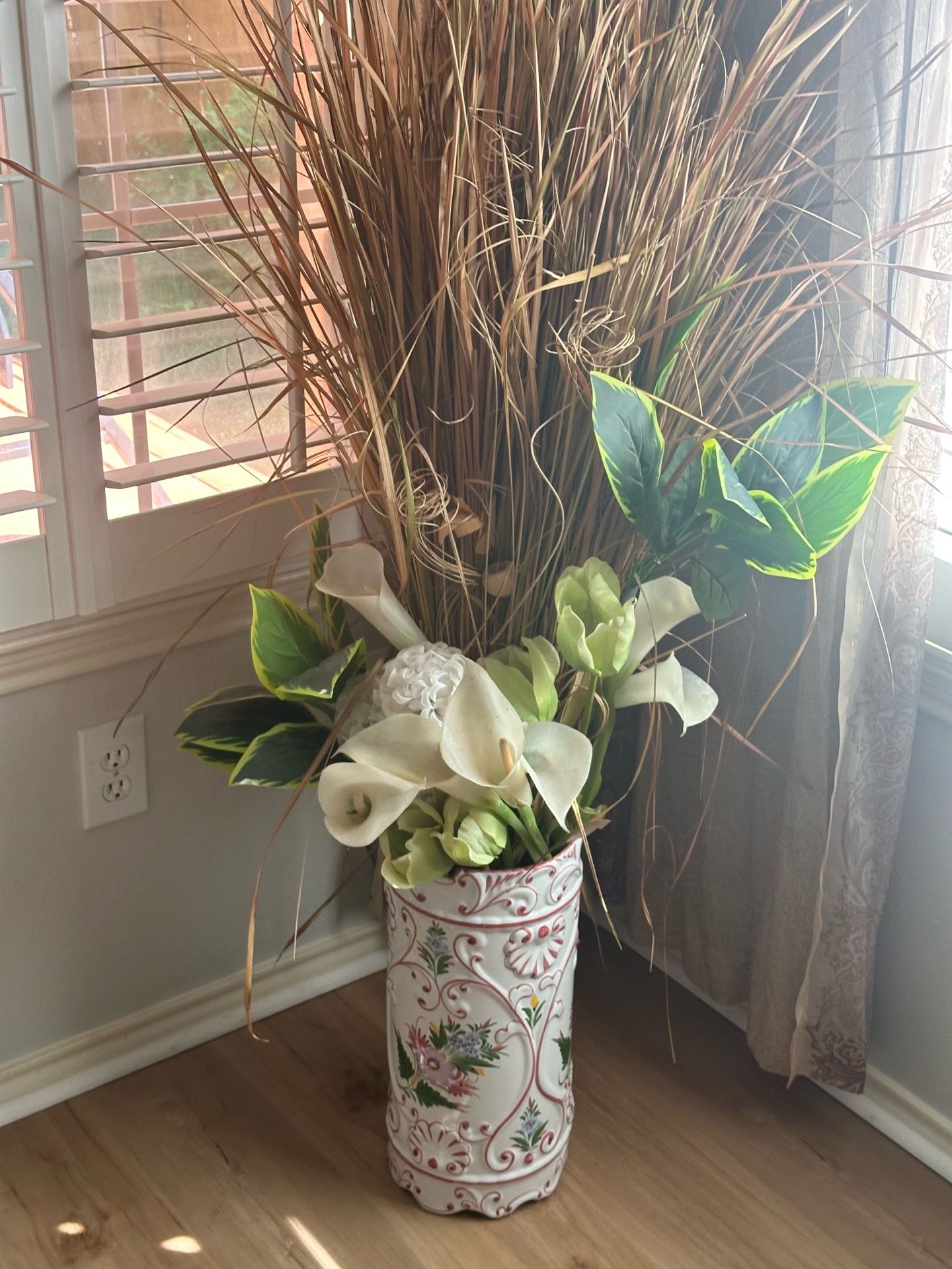 big vase with flowers paint and artificial flowers big and beautiful moving sale must go