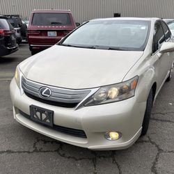 2011 Lexus  HS 250H Hybrid – Clean Title