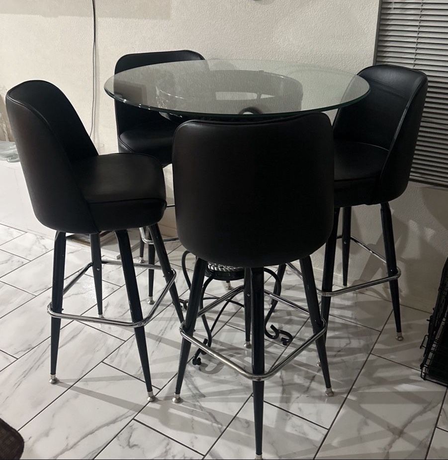 Bistro Dinner Table