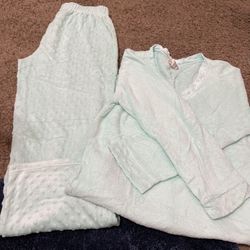 Kim Rogers Pajama Set Size Large Mint Green 100% Polyester Very Soft