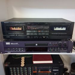 Onkyo TA-W200 Dual Cassette Deck