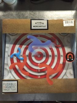 Studio Merchantile 6 Piece Magnetic Toy Dart Set
