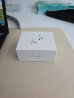 Apple AirPods PRO 3 Wireless Active Noise Canceling Earbuds With Heart Rate Sensing White