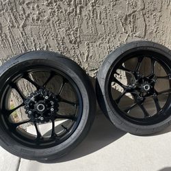 2020 Yamaha R1 OEM Factory Wheels 