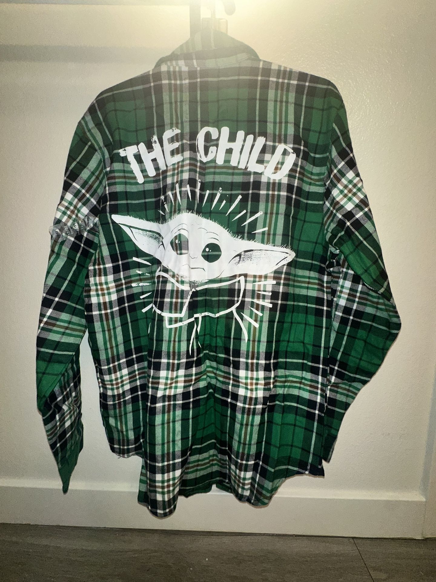Cakeworthy Star Wars Mandalorian The Child mens green plaid flannel shirt