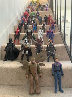 Super Hero Action Figures (Multiple Franchises)