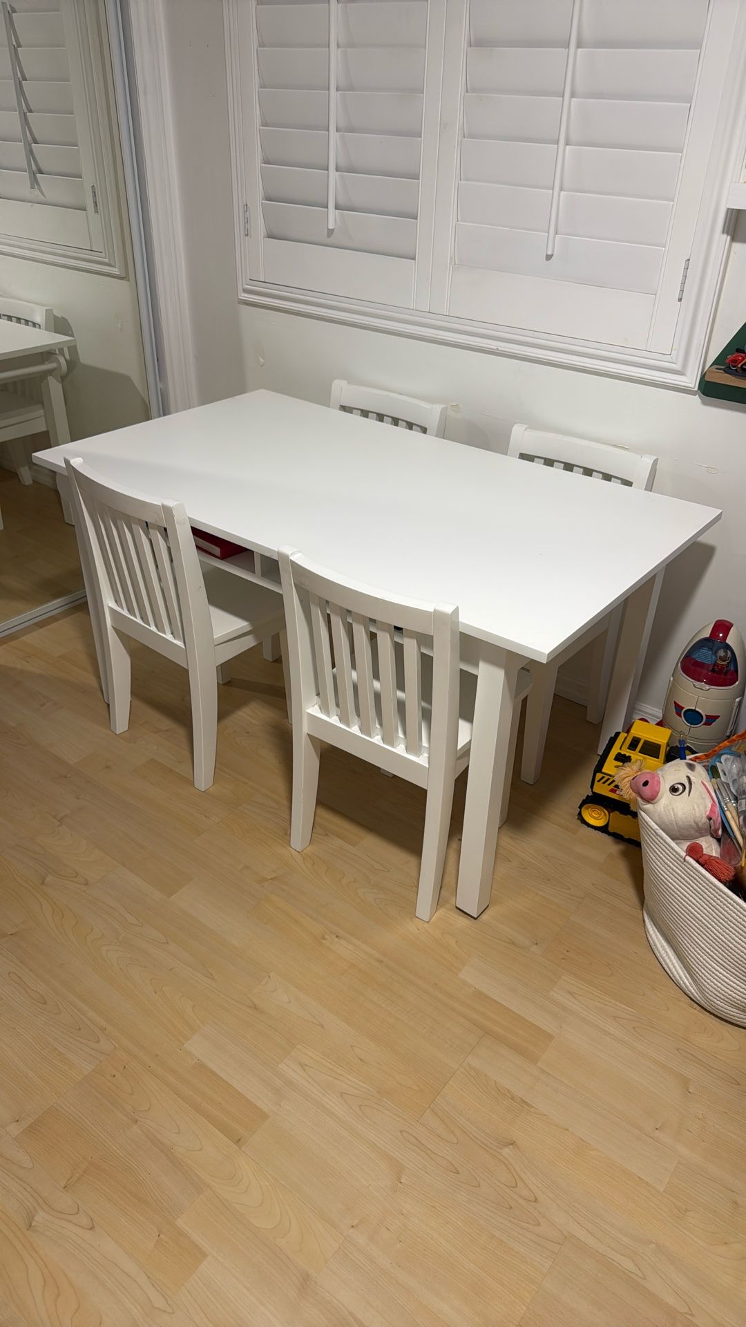 Kids Table And Desk