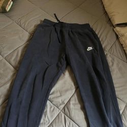 nike sweats 