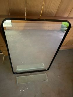 Cabinet/mirror