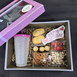 Personalized Gift Box /Caja De Regalo Personalizadas