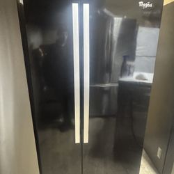 33 Wide Refrigerator 