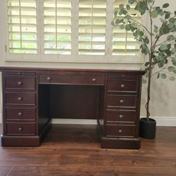 Winners Only Computer Desk