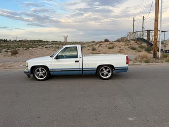 1994 Chevrolet 1500 Regular Cab · Short Bed