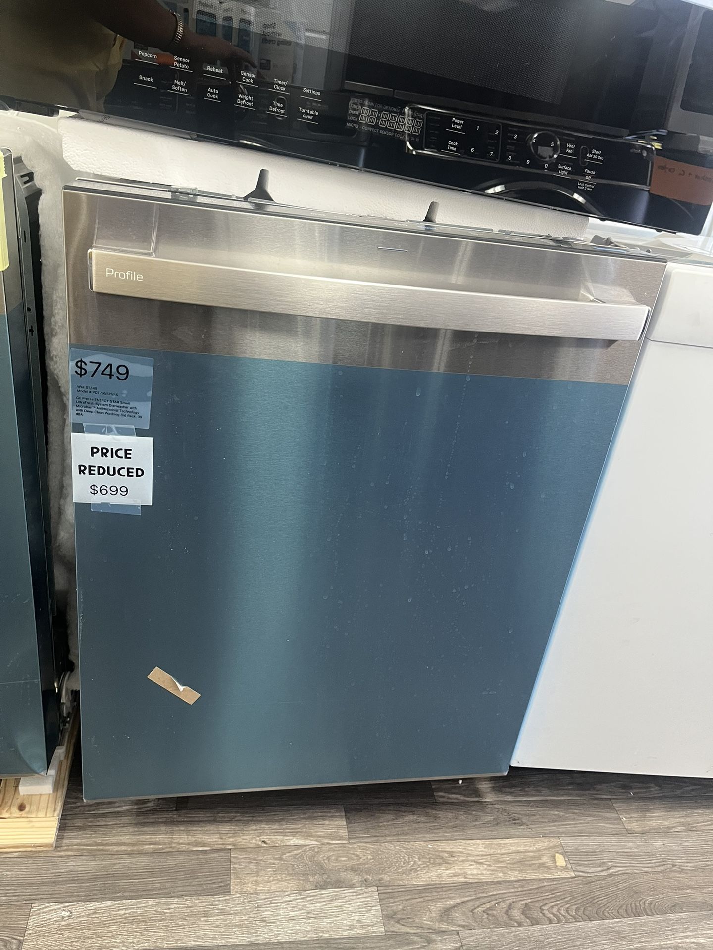 GE Profile EnergyStar Low Noise 39dBA Dishwasher W/ Microban UltraFresh Cleansing @ $450 Off Retail!