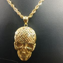 10KT Men’s Gold Rope Chain W Skull Charm