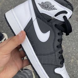 Jordan 1