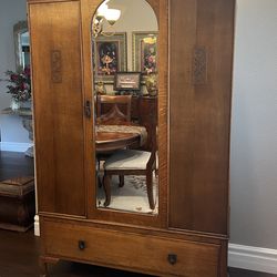 Antique Oak Armoire/Wardrobe -Mirrored-1920s Lawrencia