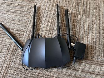 Tenda AC1200 Dual-Band Gigabit WiFi Router (AC8)